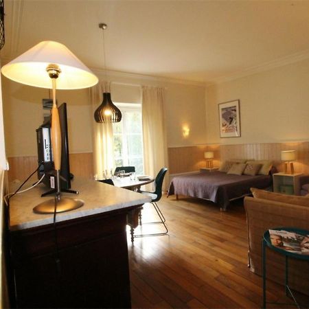 Studio Au Centre Avec Ascenseur Et Animaux Admis - Fr-1-313-163 Bagneres-de-Luchon Екстер'єр фото